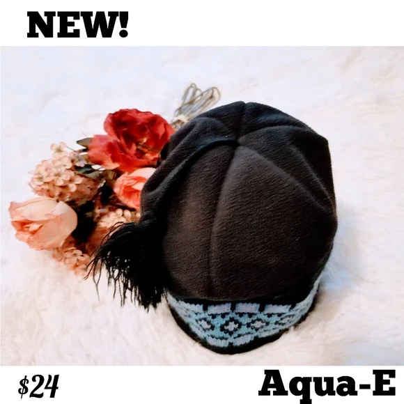 NEW! Blue winter beanie hat with tassel PRICE REDUCED! - Picture 1 of 6